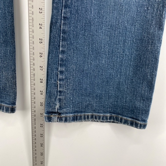 Lee Jeans Womens 12 M High Rise Boot Cut Light Blue Denim 100% Cotton 5 Pocket - Picture 6 of 13